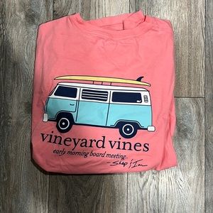 Vineyard Vines T-shirt